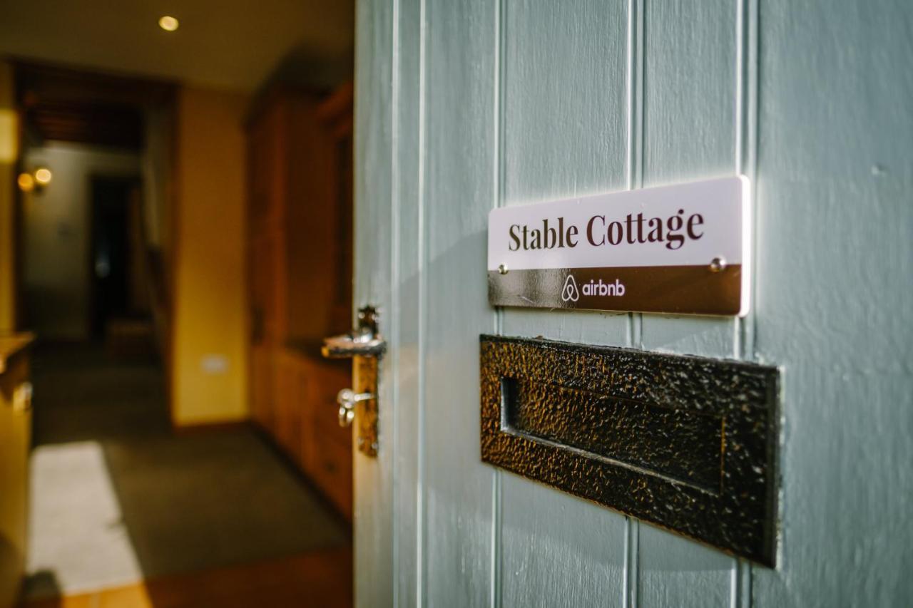 Stunning Cottage Grade 2 Listed With Parking And Hot Tub Bowness-on-Windermere Esterno foto