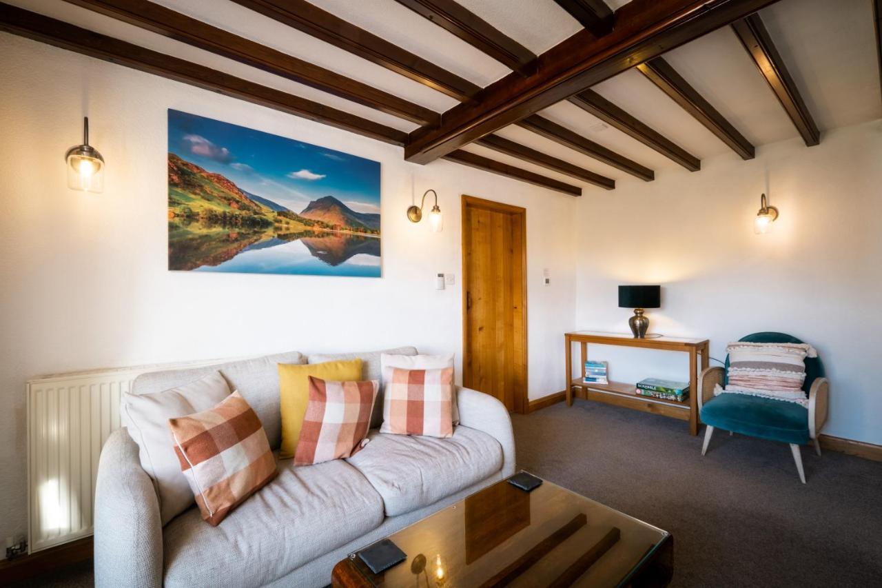 Stunning Cottage Grade 2 Listed With Parking And Hot Tub Bowness-on-Windermere Esterno foto