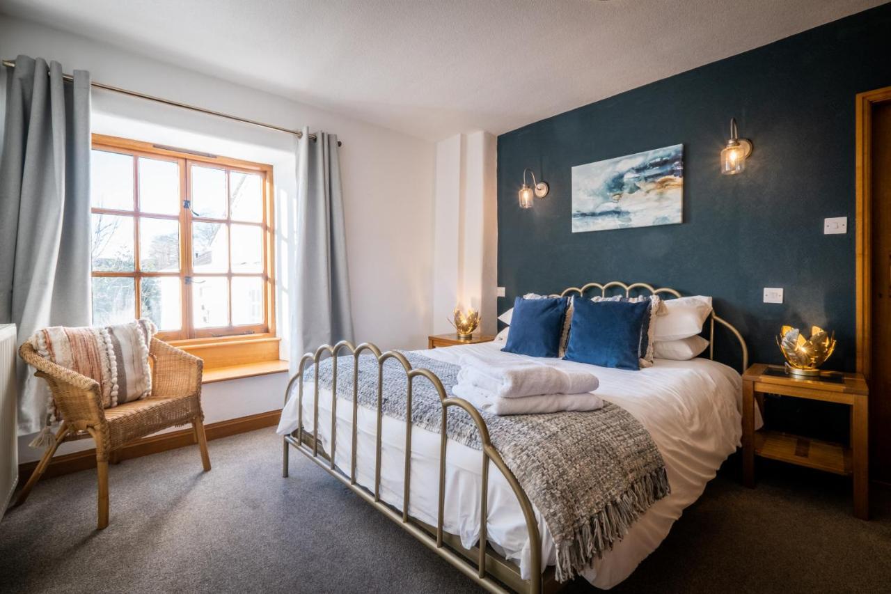 Stunning Cottage Grade 2 Listed With Parking And Hot Tub Bowness-on-Windermere Esterno foto